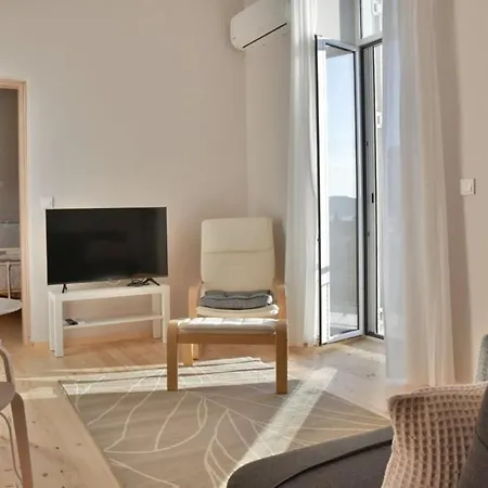 μika's Place 2 -